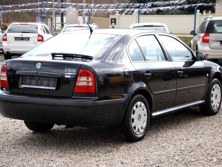 Škoda Octavia, 2004 - pohled č. 3