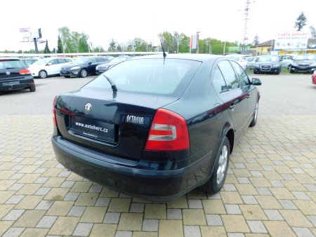 Škoda Octavia, 2005 - pohled č. 3