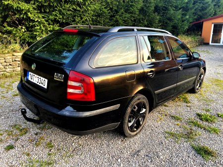 Škoda Octavia, 2006 - pohled č. 3