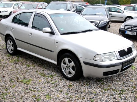 Škoda Octavia, 2003 - pohled č. 2