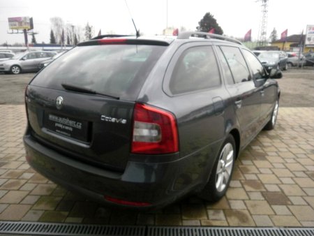 Škoda Octavia, 2010 - pohled č. 4