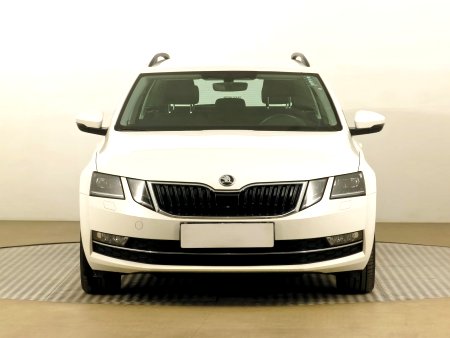 Škoda Octavia, 2018 - pohled č. 2