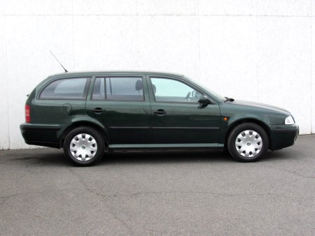 Škoda Octavia, 2000 - pohled č. 4