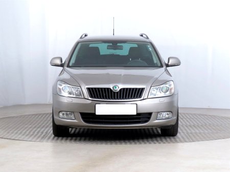 Škoda Octavia, 2011 - pohled č. 2