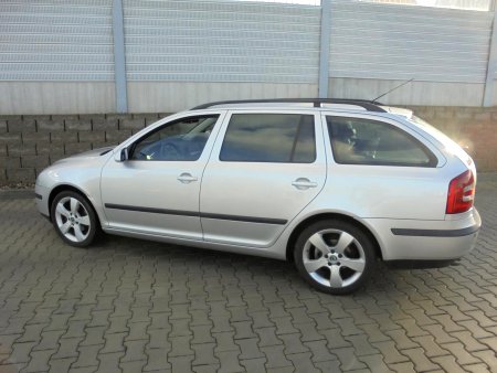 Škoda Octavia, 2005 - pohled č. 3
