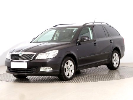 Škoda Octavia, 2012 - pohled č. 3