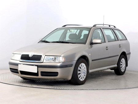 Škoda Octavia, 2006 - pohled č. 3