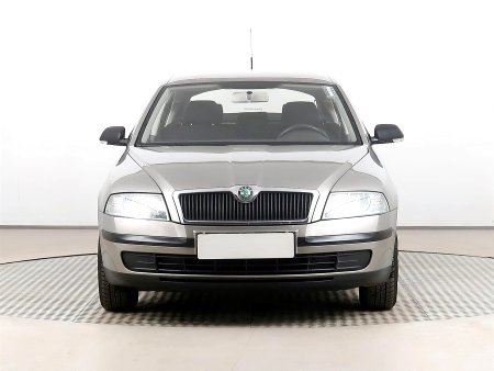 Škoda Octavia, 2007 - pohled č. 2