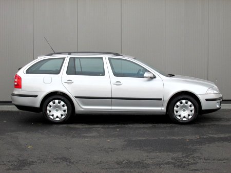 Škoda Octavia II, 2007 - pohled č. 4