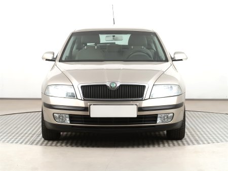 Škoda Octavia, 2005 - pohled č. 2