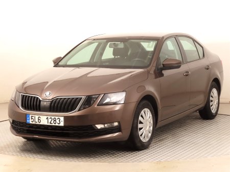 Škoda Octavia, 2018 - pohled č. 3