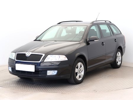 Škoda Octavia, 2006 - pohled č. 3