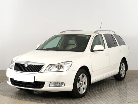 Škoda Octavia, 2011 - pohled č. 3