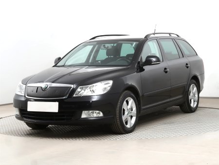 Škoda Octavia, 2012 - pohled č. 3
