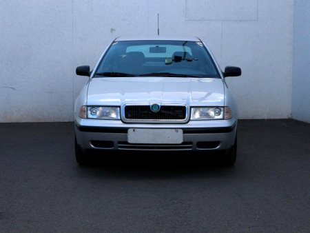 Škoda Octavia, 1998 - pohled č. 2