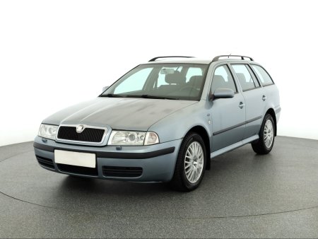 Škoda Octavia, 2004 - pohled č. 3