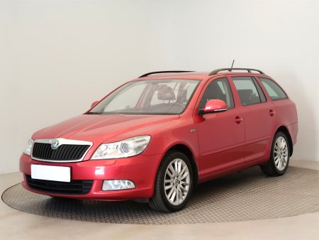 Škoda Octavia, 2011 - pohled č. 3