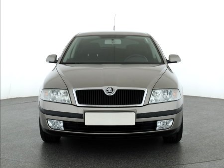 Škoda Octavia, 2007 - pohled č. 2