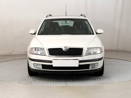 Škoda Octavia, 2008 - pohled č. 2