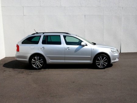 Škoda Octavia II, 2012 - pohled č. 4