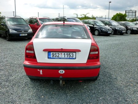 Škoda Octavia, 1997 - pohled č. 4
