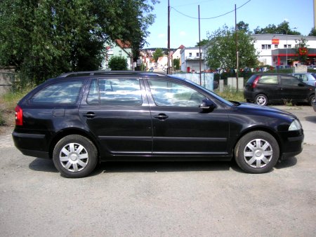 Škoda Octavia, 2005 - pohled č. 3