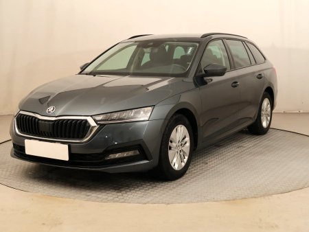 Škoda Octavia, 2021 - pohled č. 3