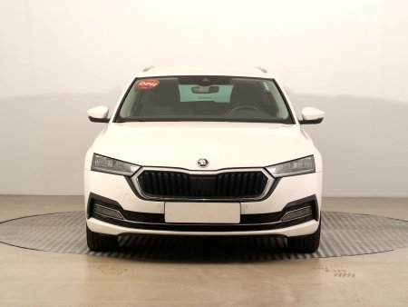 Škoda Octavia, 2020 - pohled č. 2