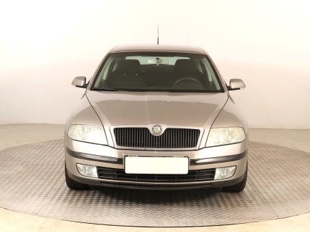 Škoda Octavia, 2006 - pohled č. 2