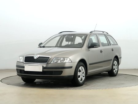 Škoda Octavia, 2011 - pohled č. 3