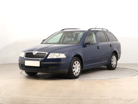 Škoda Octavia, 2012 - pohled č. 3