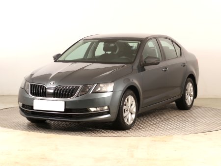 Škoda Octavia, 2019 - pohled č. 3