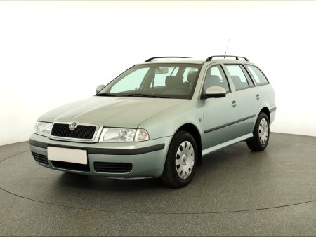 Škoda Octavia, 2010 - pohled č. 3