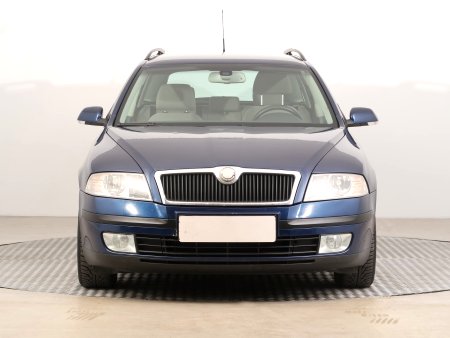 Škoda Octavia, 2008 - pohled č. 2