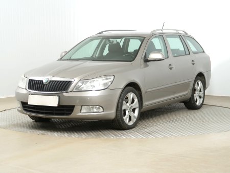 Škoda Octavia, 2011 - pohled č. 3