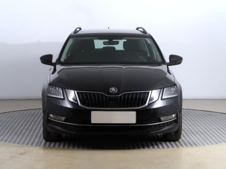 Škoda Octavia, 2017 - pohled č. 2