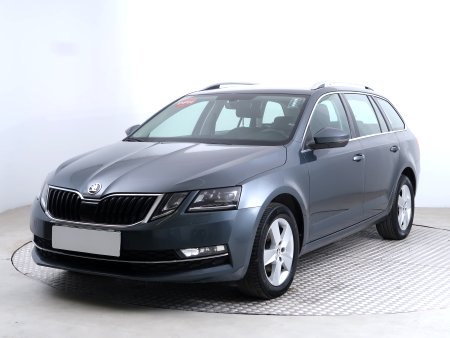 Škoda Octavia, 2018 - pohled č. 3