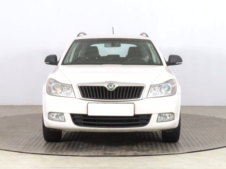 Škoda Octavia, 2012 - pohled č. 2