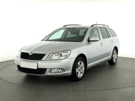 Škoda Octavia, 2012 - pohled č. 3