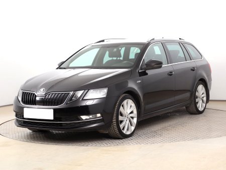 Škoda Octavia, 2019 - pohled č. 3