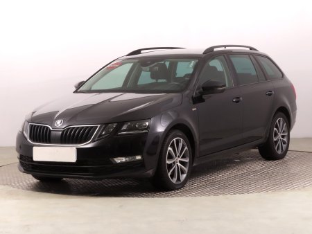 Škoda Octavia, 2019 - pohled č. 3