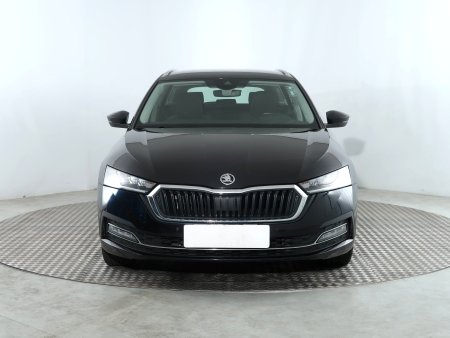 Škoda Octavia, 2020 - pohled č. 2