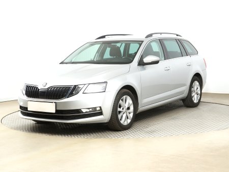 Škoda Octavia, 2018 - pohled č. 3