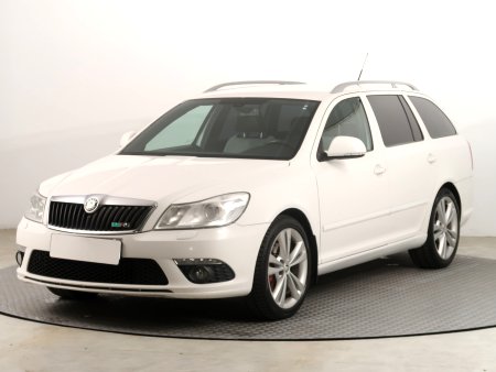 Škoda Octavia, 2010 - pohled č. 3