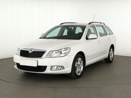 Škoda Octavia, 2011 - pohled č. 3