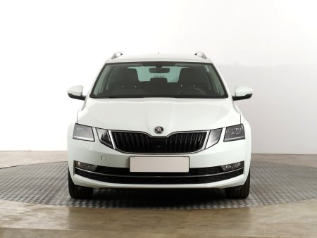 Škoda Octavia, 2019 - pohled č. 2