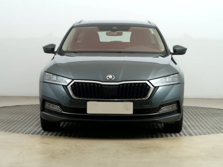Škoda Octavia, 2021 - pohled č. 2