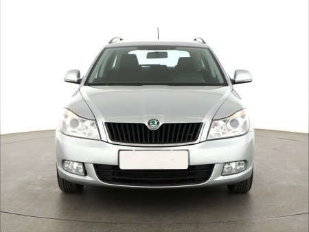 Škoda Octavia, 2012 - pohled č. 2