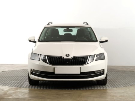 Škoda Octavia, 2019 - pohled č. 2