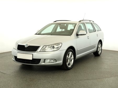 Škoda Octavia, 2012 - pohled č. 3